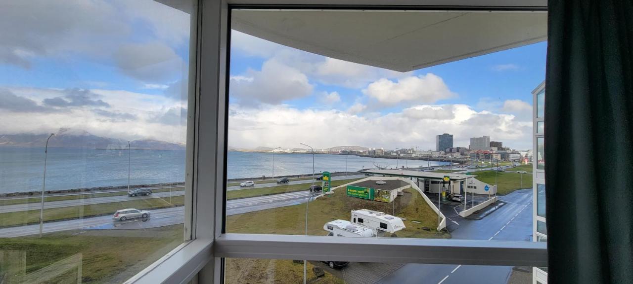 Ocean View Apartment In Downtown Рейкявик Екстериор снимка